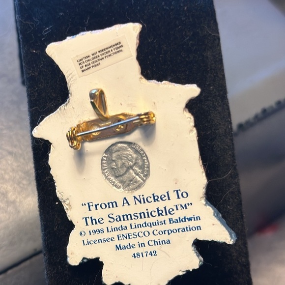 Brooch made out of resin Uncle SamSam. ENESCO corporation. 2 1/2 half inches. - Picture 2 of 2